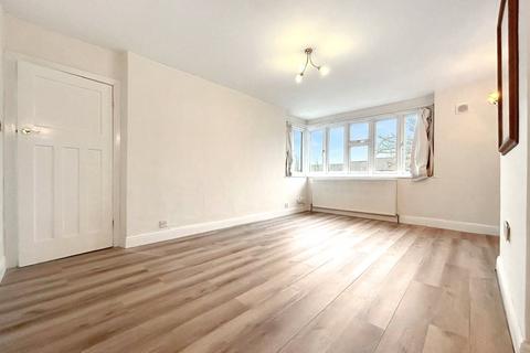 2 bedroom maisonette to rent, Dartford Road, Dartford, DA1