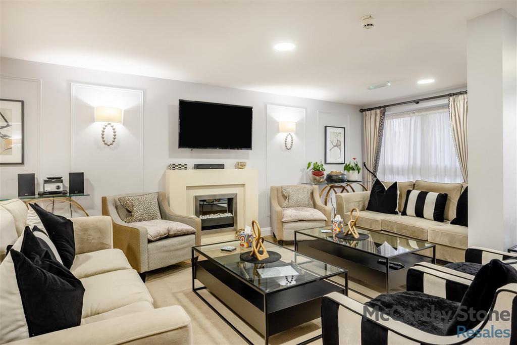 8675764-interior18.jpg