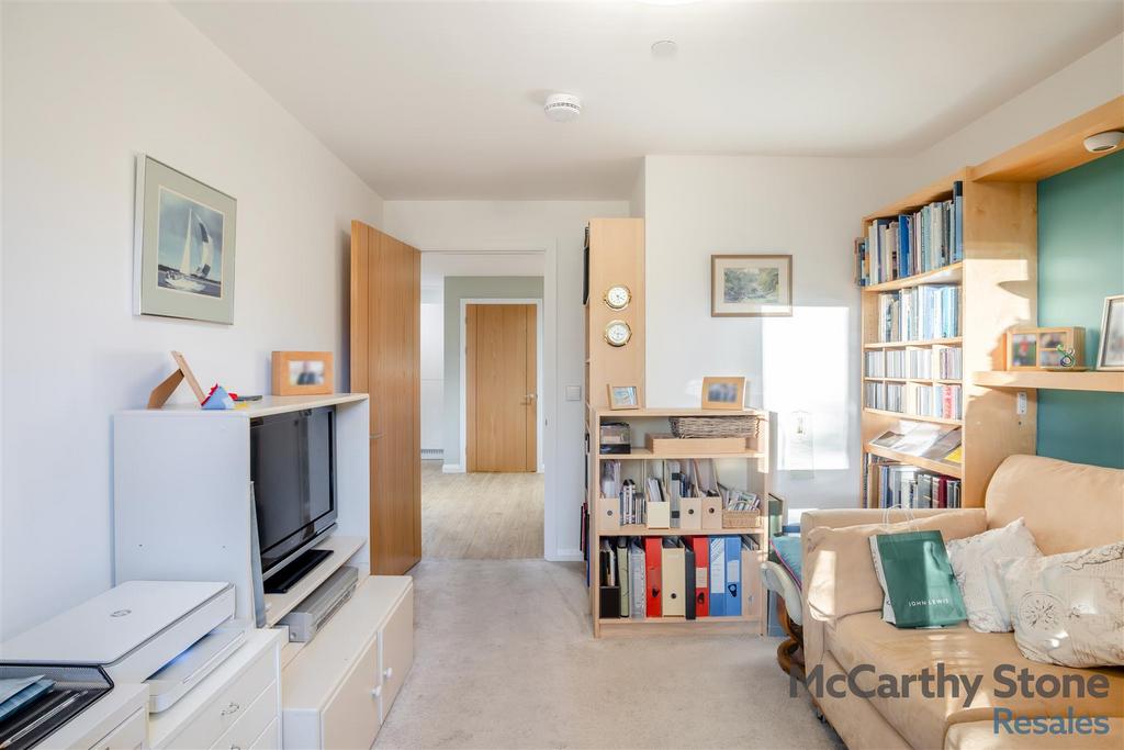 8675764-interior08.jpg