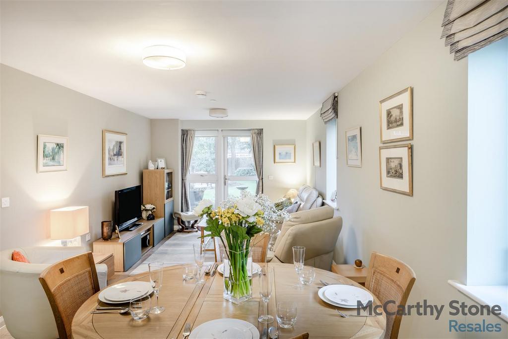 8675764-interior12.jpg
