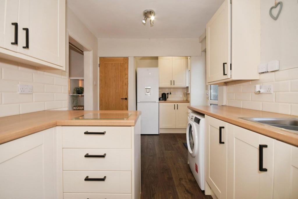 KITCHEN DINER 05.jpg