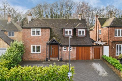 5 bedroom detached house for sale, Walker Road, Maidenhead