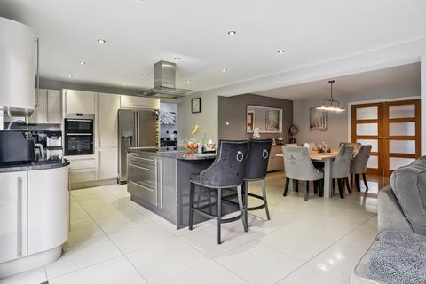 5 bedroom detached house for sale, Walker Road, Maidenhead