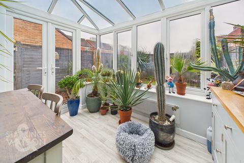3 bedroom end of terrace house for sale, Briggs Mead, Wymondham