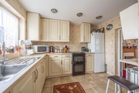 3 bedroom terraced house for sale, CAMBRIDGE ROAD, Southend-On-Sea