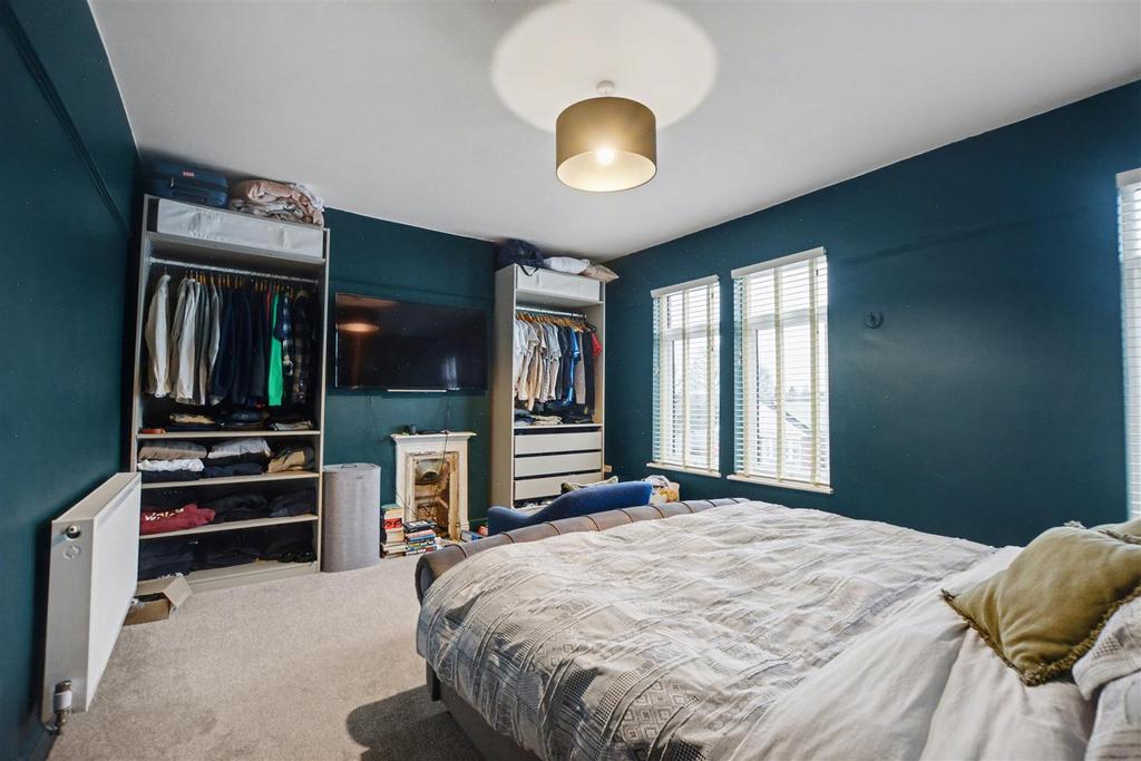 Bedroom 1 1.jpeg