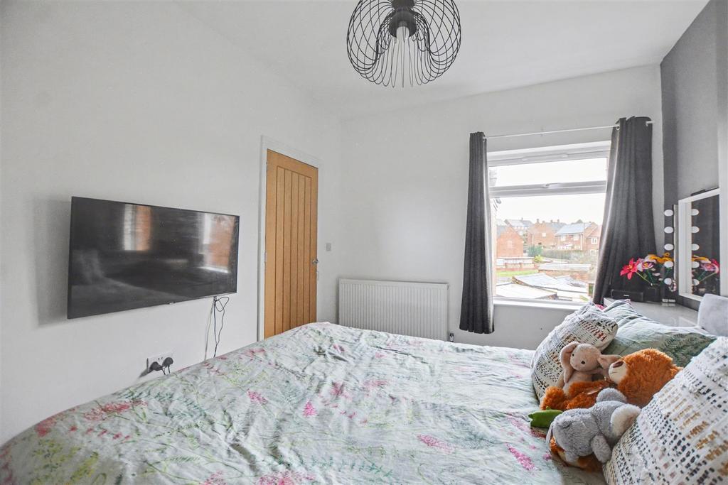 Bedroom 3 2.jpeg