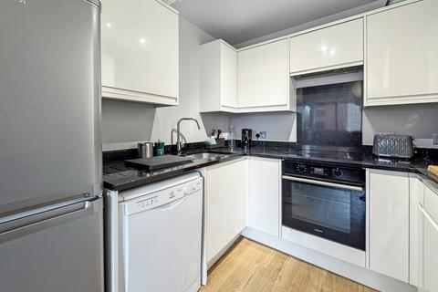 3 bedroom apartment for sale, Portland Heights, Portland Square, BS2