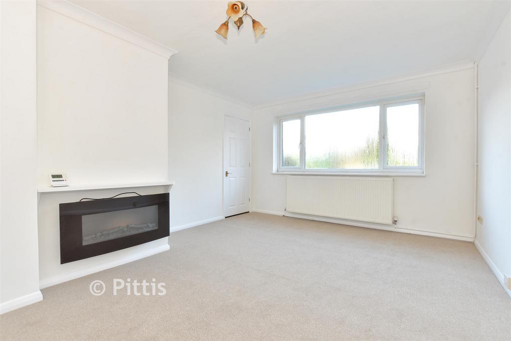Lounge/ Dining Room