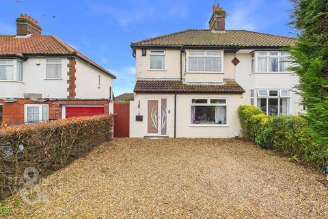 3 bedroom semi-detached house for sale, Plumstead Road, Norwich