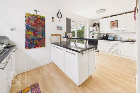 3 bedroom semi-detached house for sale, Plumstead Road, Norwich