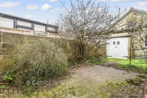 3 bedroom end of terrace house for sale, Worcester Road, Reigate, Surrey