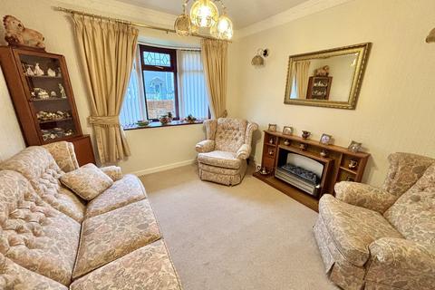 3 bedroom semi-detached house for sale, Hodgsons Road, Godrergraig, Swansea.