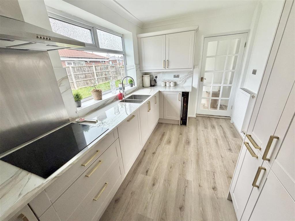 Kitchen 3