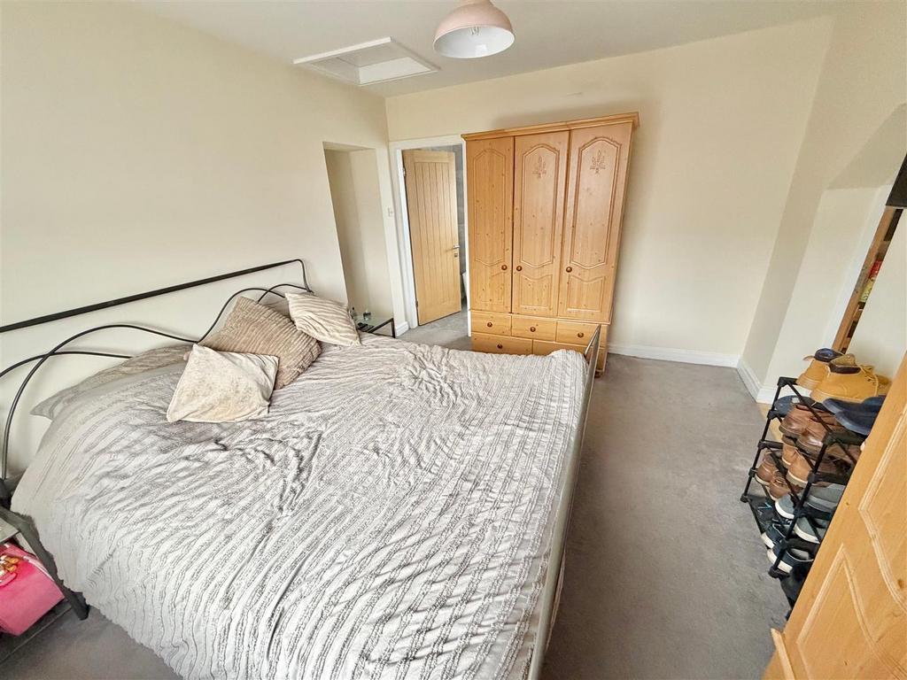 Bed 1 Aspect 3