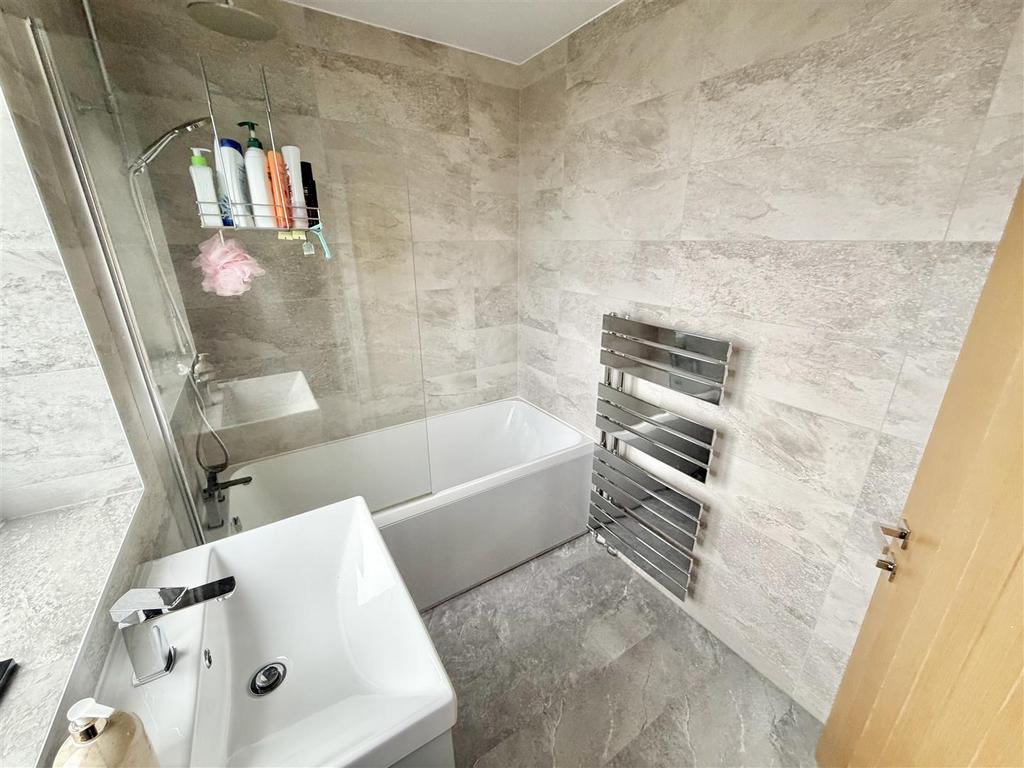 Bathroom 2