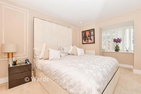 5 bedroom semi-detached house for sale, Shoesmith Lane, Kings Hill, West Malling, Kent