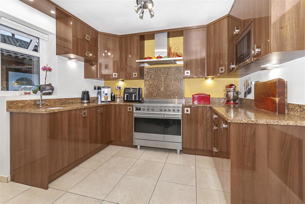 Kitchen / Diner