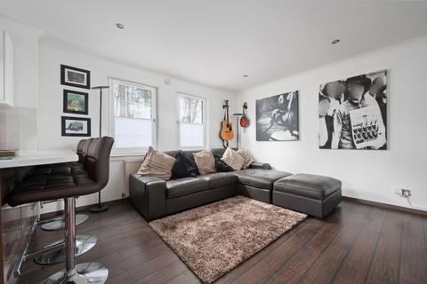 undefined, 19 Lyness Court