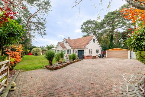 3 bedroom detached house for sale - Garden Lane, Ringwood BH24