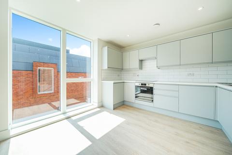 2 bedroom flat to rent, Broadway Bexleyheath DA6