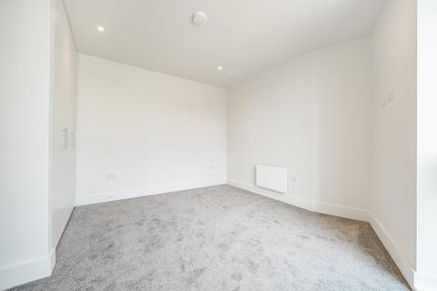 2 bedroom flat to rent, Broadway Bexleyheath DA6