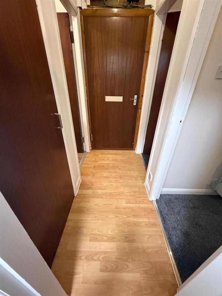 Hallway - 1.jpg