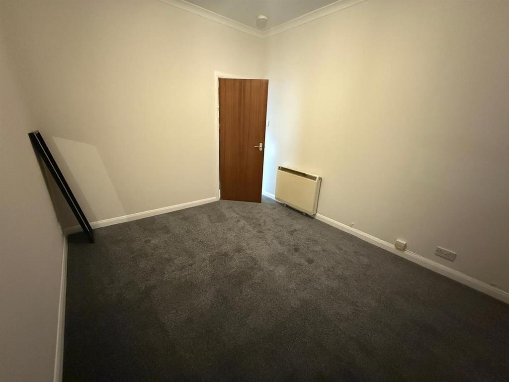 Bedroom - 3.jpg