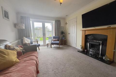 2 bedroom semi-detached bungalow for sale, Avon Drive, Garforth, Leeds