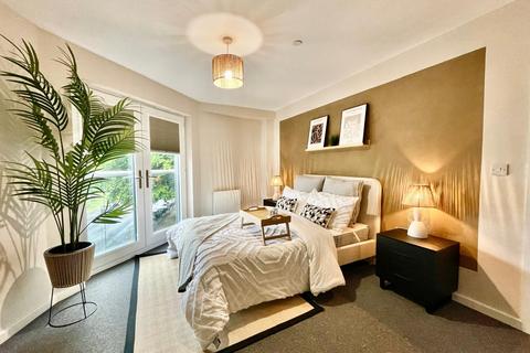 2 bedroom apartment to rent, City Road, Manchester, M15