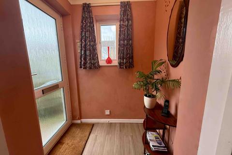 2 bedroom semi-detached house for sale, Boxford Court, Felixstowe, IP11