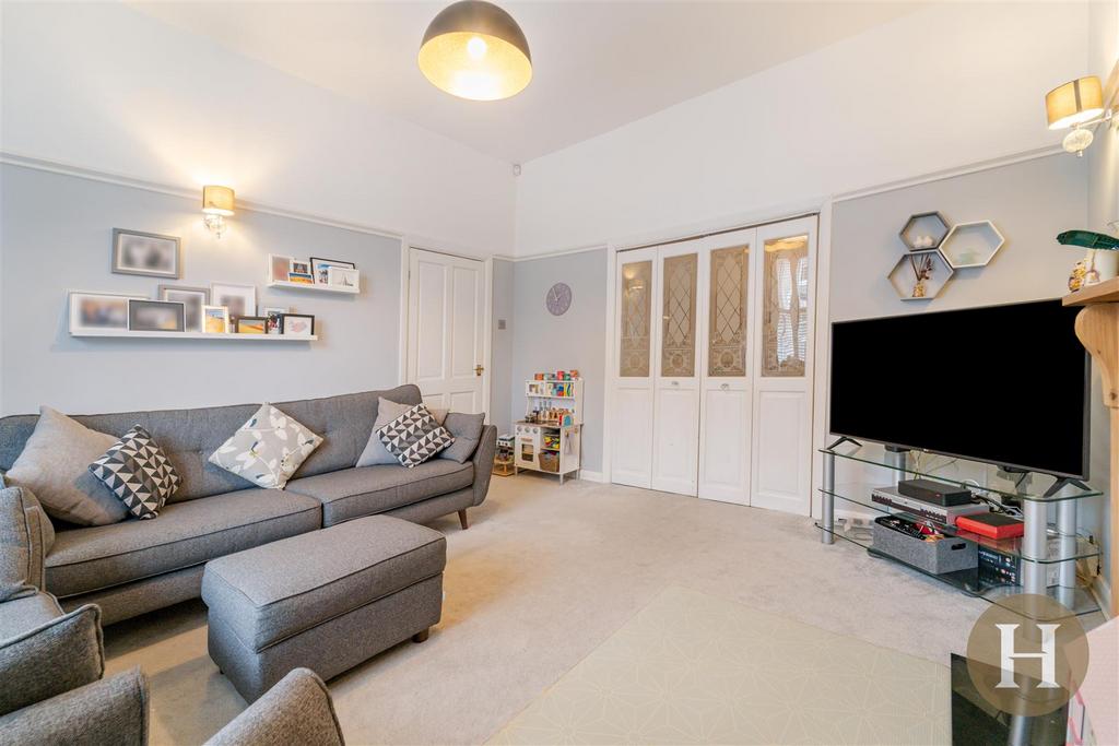 Hadleigh Estate Agents-10.jpg