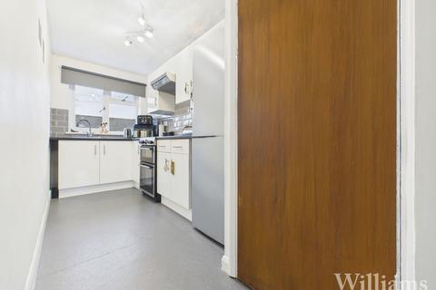 1 bedroom flat for sale, Cubb Field, Aylesbury HP19