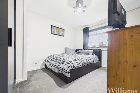 1 bedroom flat for sale, Cubb Field, Aylesbury HP19