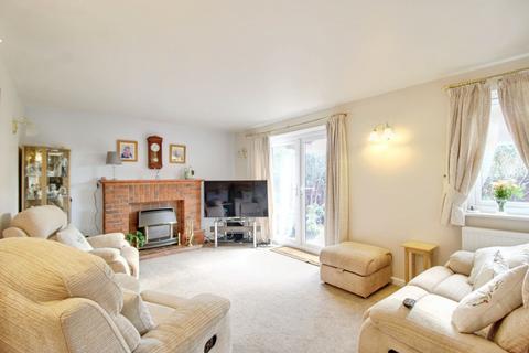 4 bedroom detached house for sale, Highdown Way, Swindon, SN25