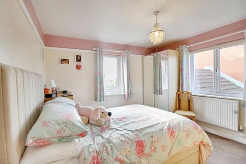 4 bedroom detached house for sale, Highdown Way, St Andrews Ridge, SN25