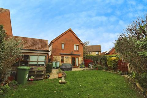 4 bedroom detached house for sale, Highdown Way, St Andrews Ridge, SN25