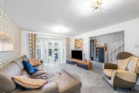 undefined, Thomson Grove, Uphall, EH52