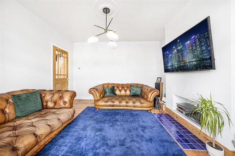 3 bedroom terraced house for sale, Marmion Avenue, London E4