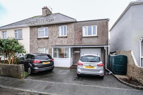 4 bedroom semi-detached house for sale, Manor Park Road, La Pouquelaye, Jersey JE2