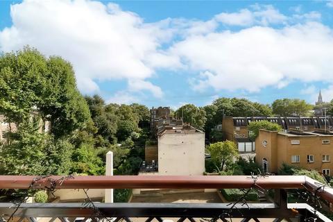 Studio to rent, Milner Square, London, N1