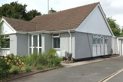 3 bedroom detached bungalow to rent - Acacia Close, Hereford, HR2