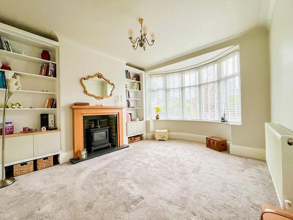 Front Lounge