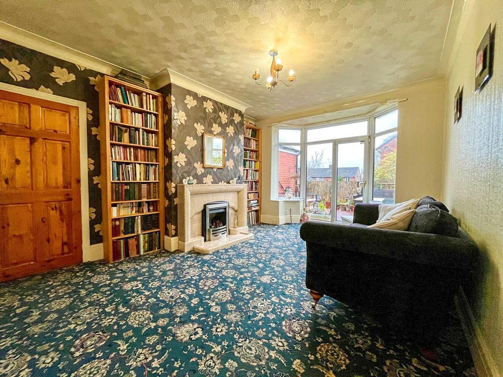 Rear Lounge / Dining Room
