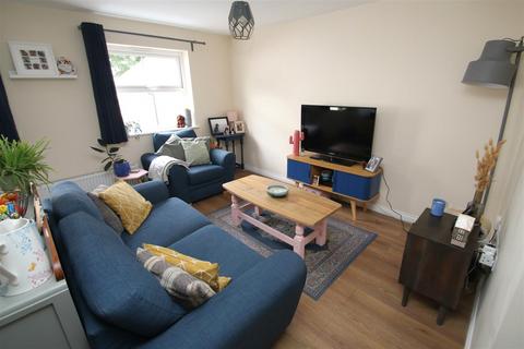 undefined, Jay Rise, Salisbury