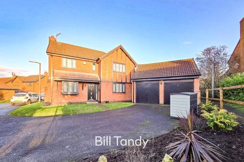 4 bedroom detached house for sale - Shaw Close, Fradley, Lichfield, WS13