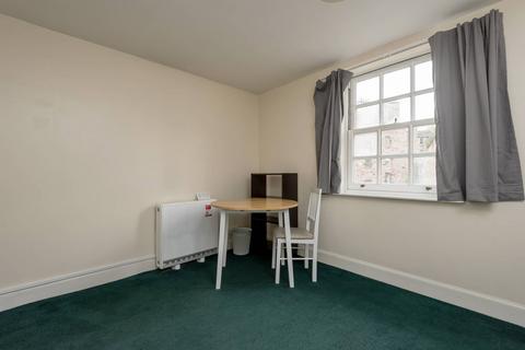 1 bedroom flat for sale, 6/2 Windmill Close, Edinburgh EH8 9AT