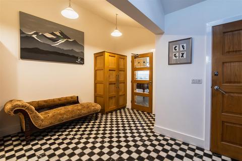 6 bedroom detached house for sale, Holmesfield, Dronfield