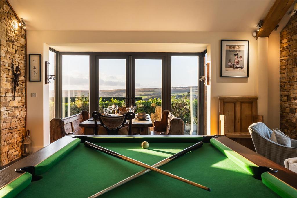 Living/Dining Room