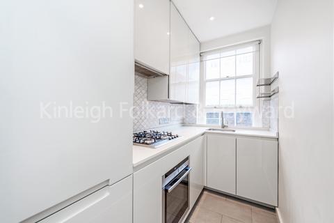 2 bedroom flat to rent, Gilbert Street, London, W1K